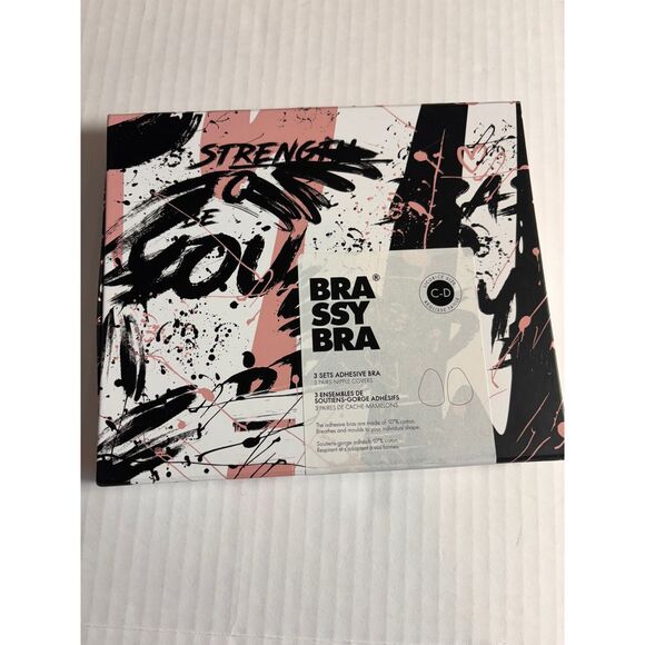 SET OF 2 of Brassy Bra Adhesive Bras black Color,‎ Size C/D NWT - Picture 3 of 6